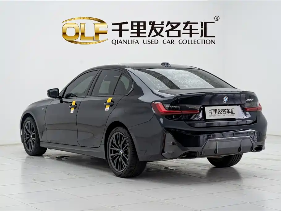 BMW 3 Series 2023 330i M Sport Shadow Edition фото 4