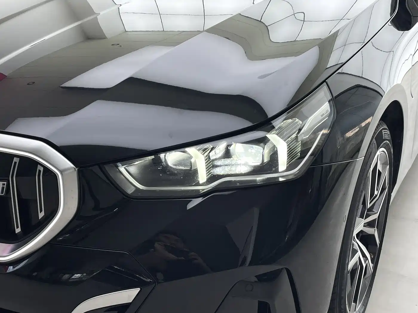 BMW i5 2024 2024 eDrive 35L Premium Model M Sport Package