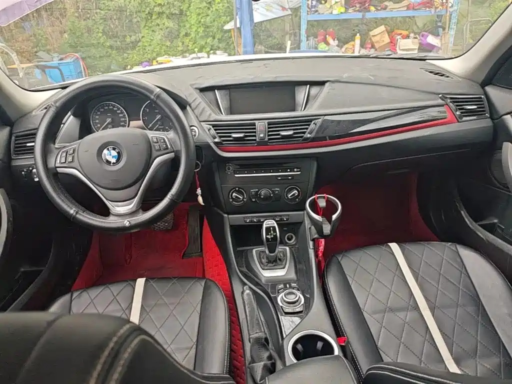 BMW X1 2015 Model sDrive18i Fashion Advanced Edition фото 10