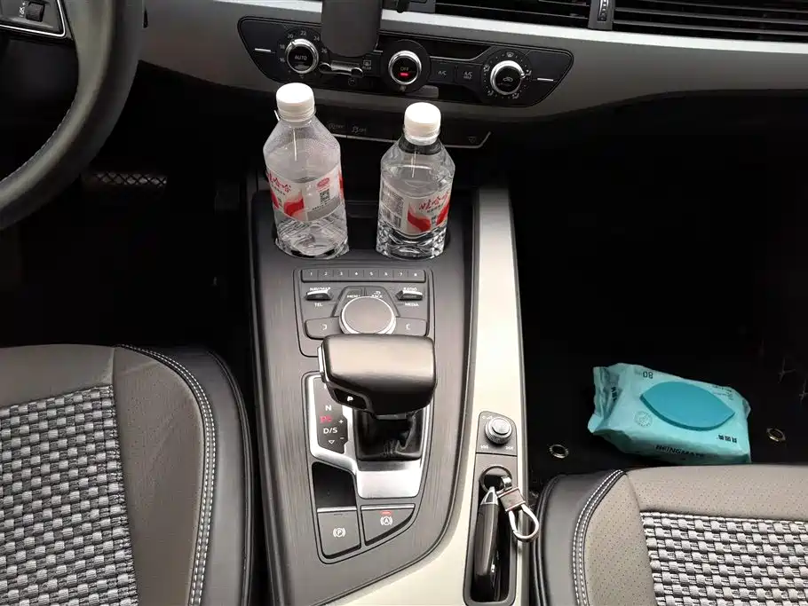 Audi A4L 2018 30th Anniversary 40 TFSI Progressive фото 16