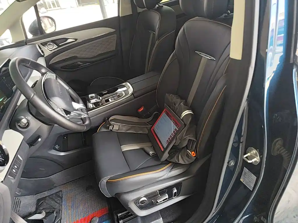 Dongfeng Fengxing Fengxing Yacht 2022 2022 1.5T DCT Chase the Wind Edition