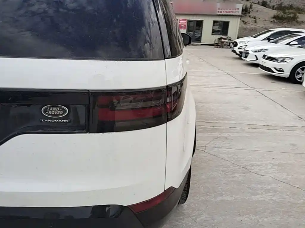 Фото 8 - Land Rover Discovery