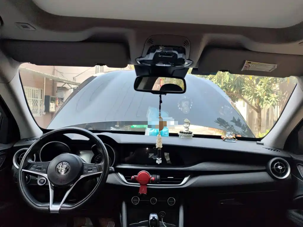 Alfa Romeo Stelvio 2019 2017 2.0T 200HP Elite