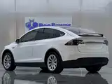 Фото 8 - Tesla Model X