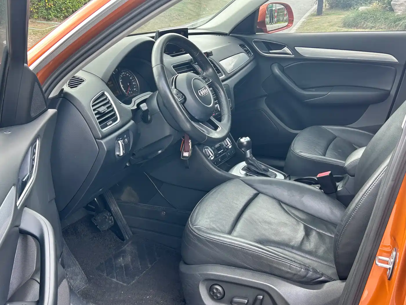 Audi Q3 2015 35 TFSI quattro Technology фото 9