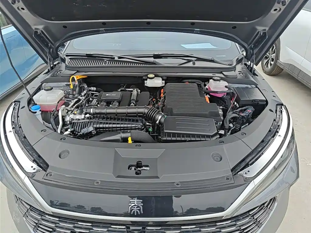 BYD Qin L 2025 DM-i Smart Drive Edition 80KM Leading фото 20