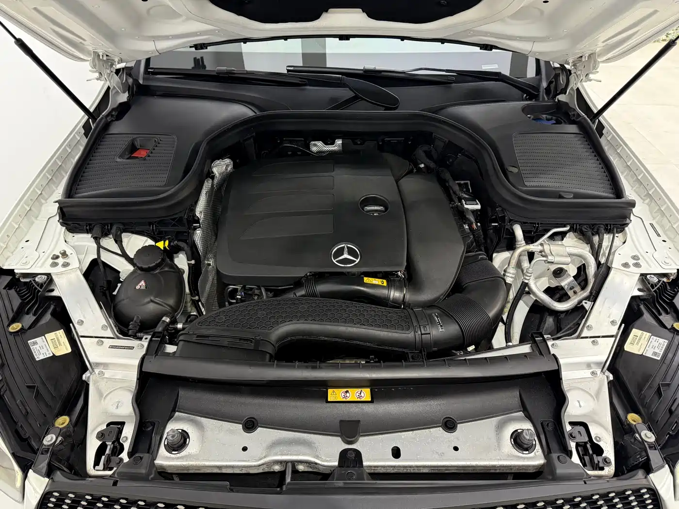 Mercedes-Benz GLC Coupe 2021 GLC 300 4MATIC Coupe SUV фото 26