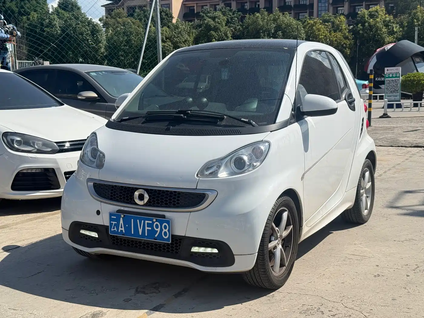 smart fortwo 2014 2013 1.0T Hardtop Passion