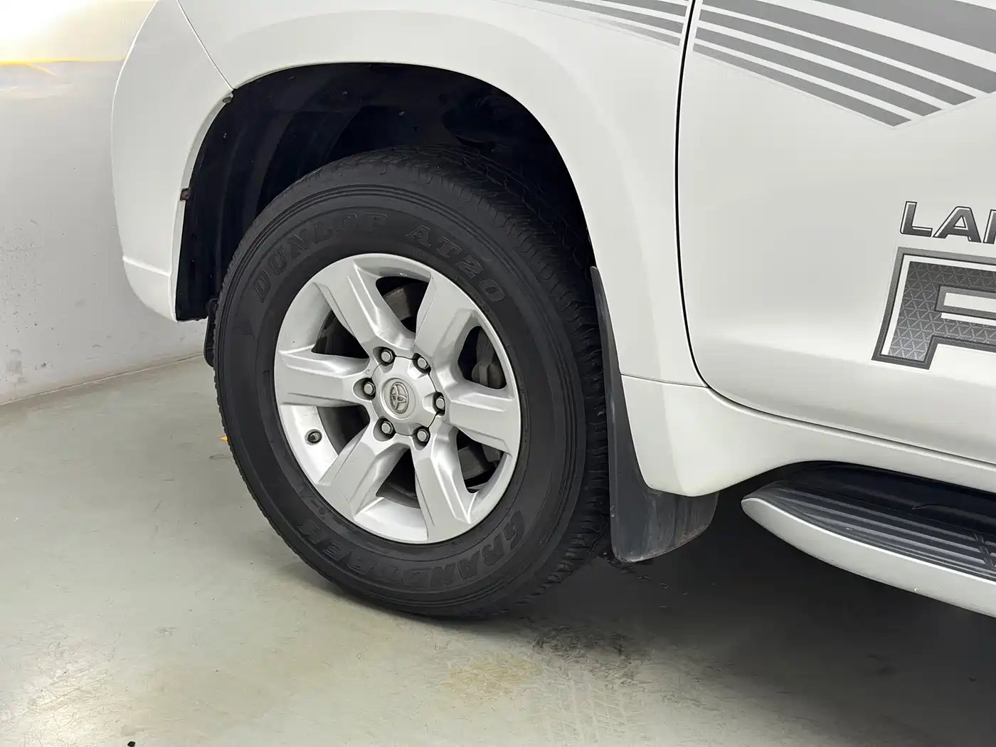 Toyota Prado 2016 3.5L Auto TX-L фото 43