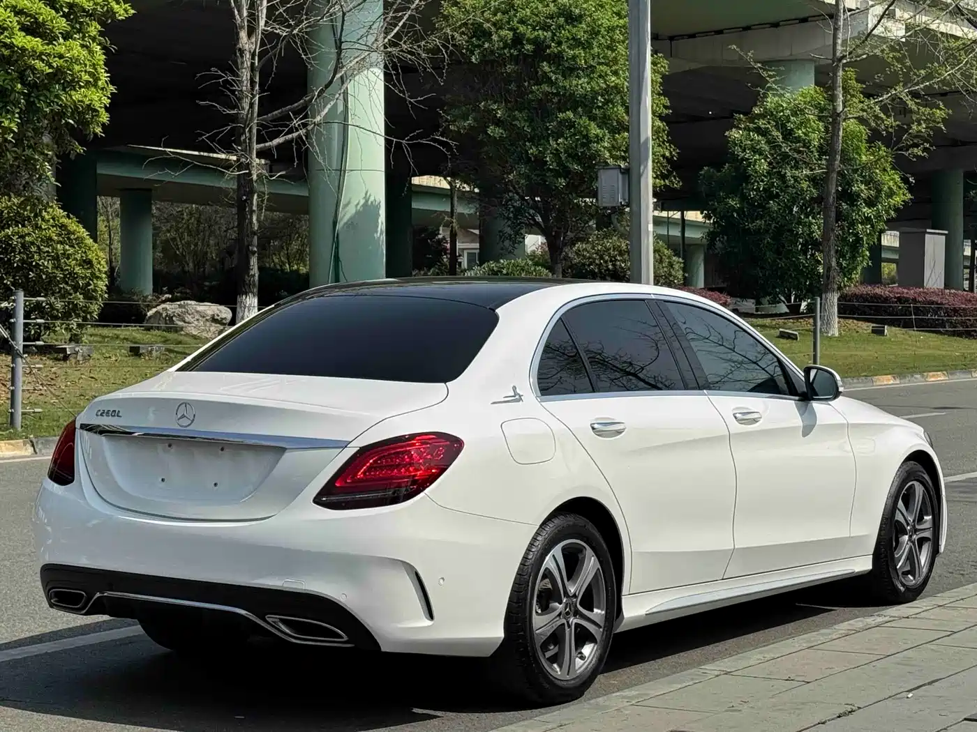 Mercedes-Benz C-Class 2020 Facelift C 260 L Sport фото 16