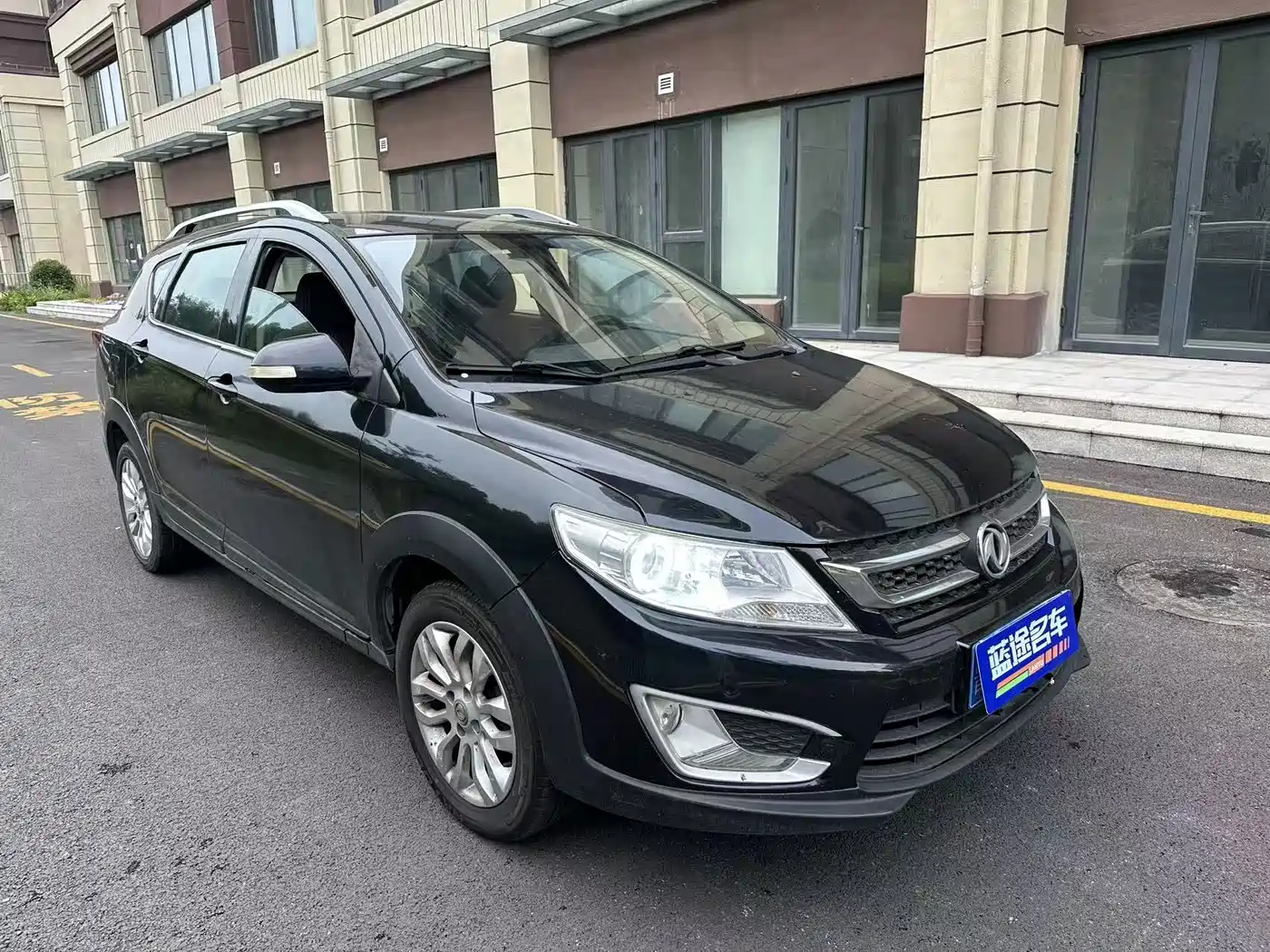 Dongfeng Aeolus Dongfeng Fengshen AX3 2016 2016 1.5L Manual Trendy Cool Edition