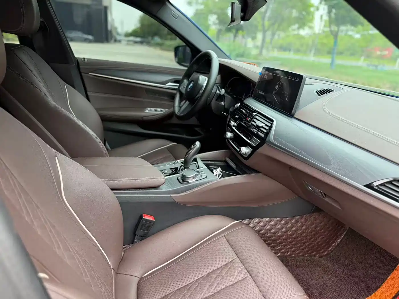 BMW 5 Series New Energy 2022 Model Second Facelift 535Le M Sport Package фото 7