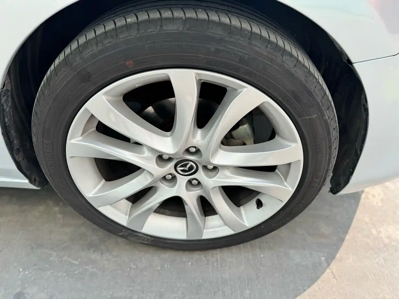 Mazda Atenza 2015 2.5L Skyactiv Prestige Edition фото 18