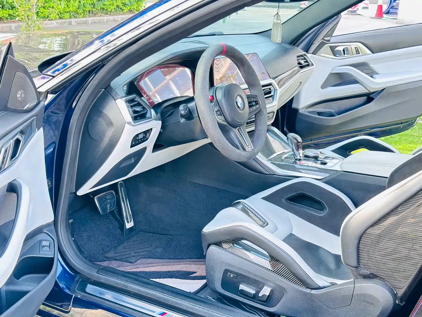 BMW M4 2022 M4 Coupe M xDrive Thunder Edition фото 5