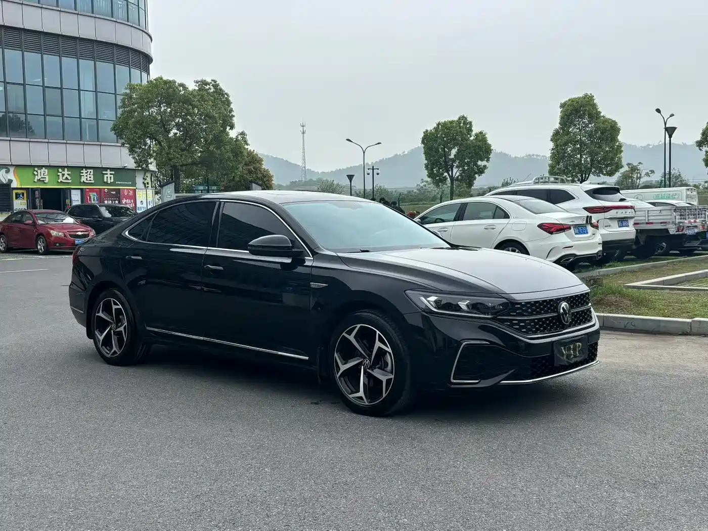 Volkswagen Passat 2024 Model 380TSI Starlight Elite фото 3