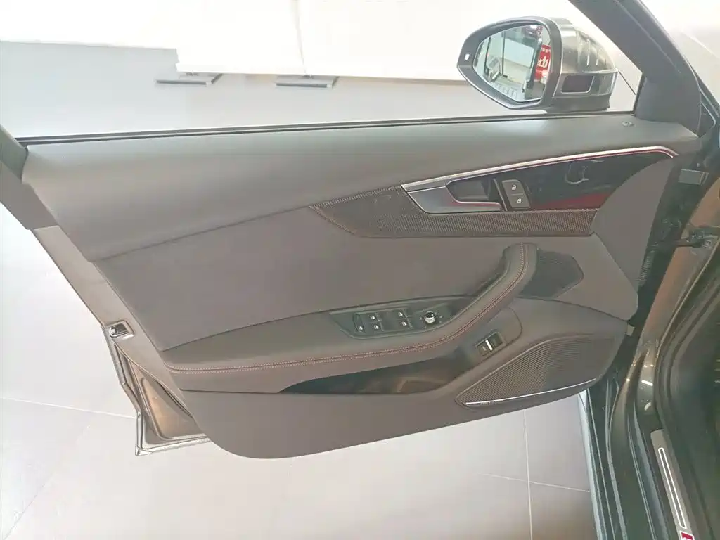 Audi S4 2024 S4 3.0TFSI фото 9