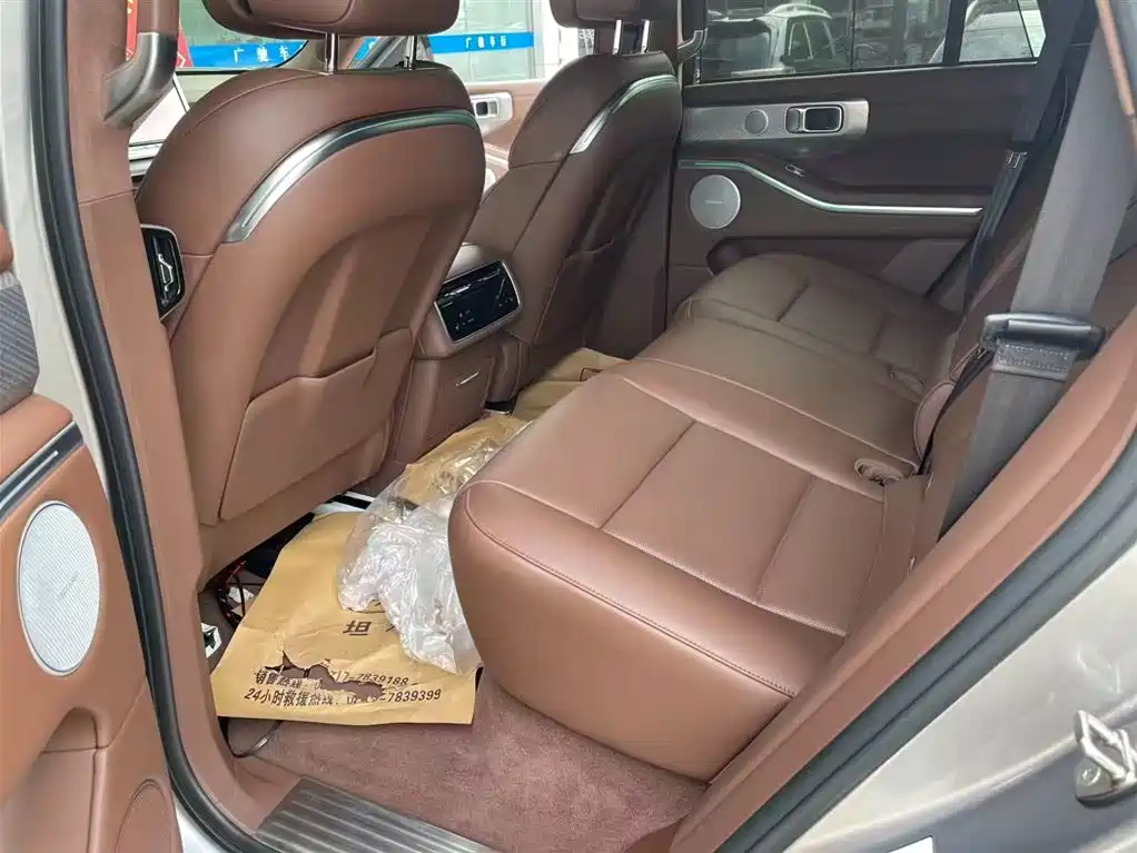 TANK TANK 700 NEW ENERGY