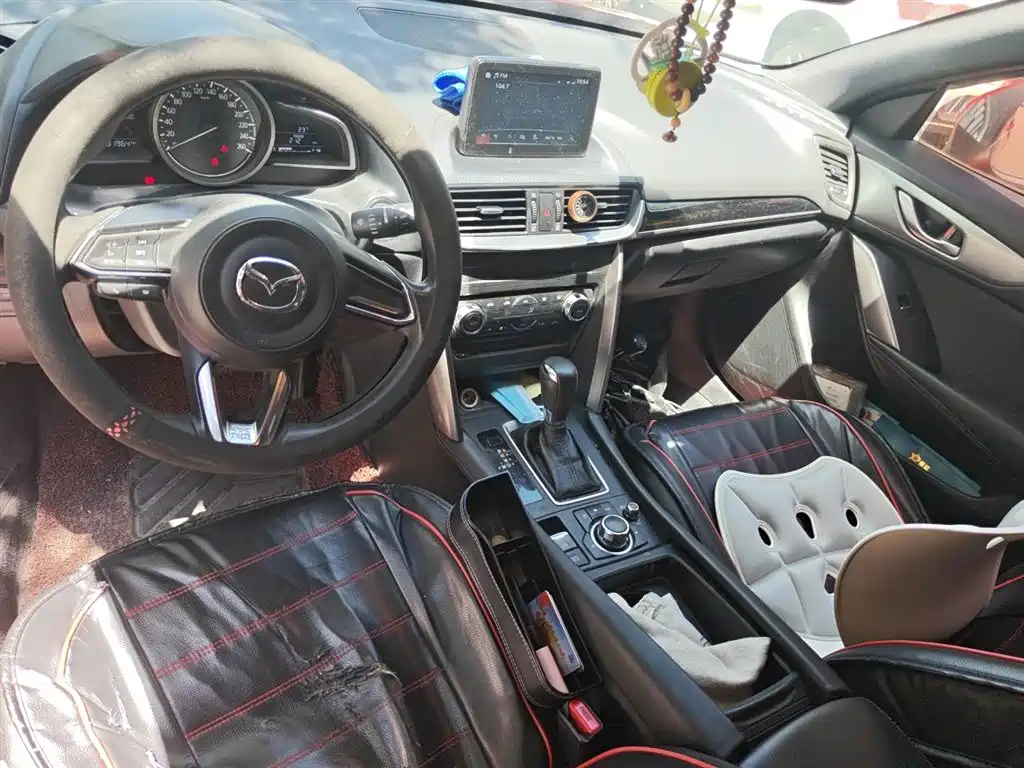 Фото 13 - Mazda CX-4