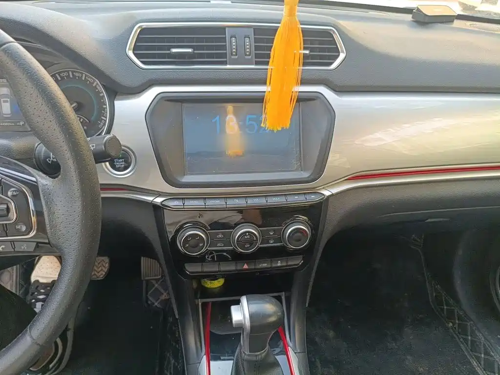 Фото 6 - Haval H2