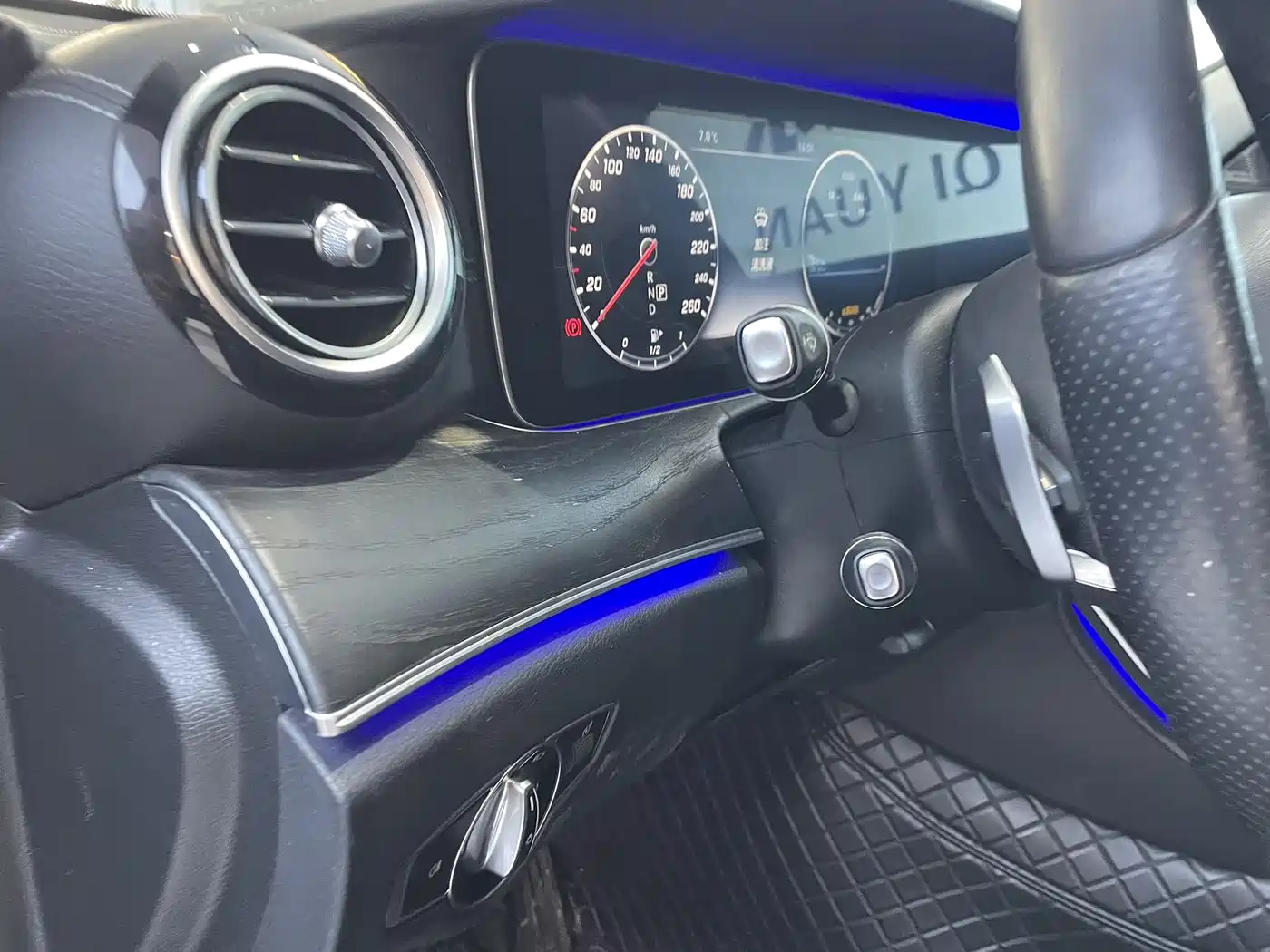 Mercedes-Benz E-Class 2016 E 200 L Sport Type фото 5