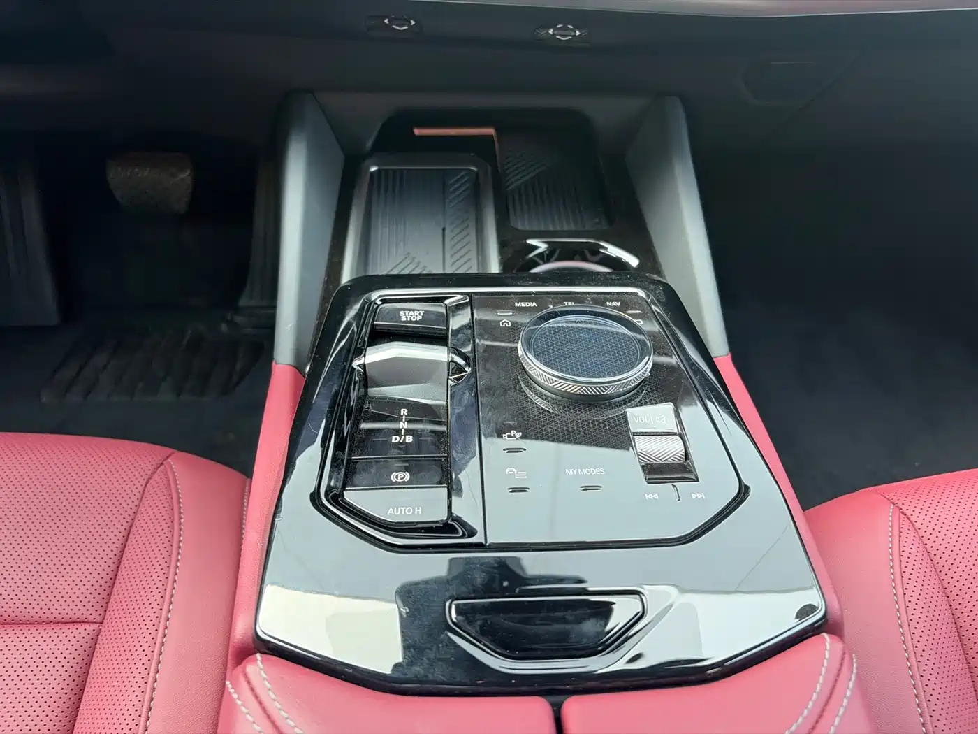 BMW i5 2024 eDrive 35L M Sport Package фото 11