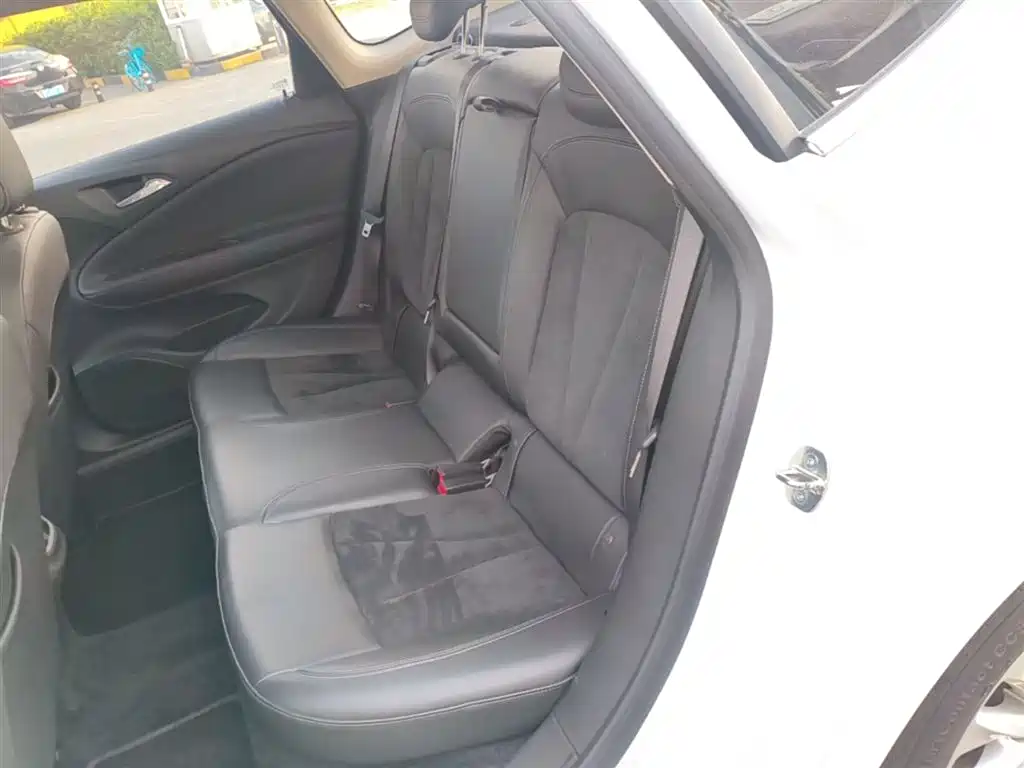 Buick Verano 2019 Sedan 20T Dual Clutch Elite фото 17