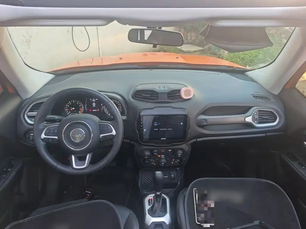 Jeep Renegade 2020 2019 220T Automatic Premium