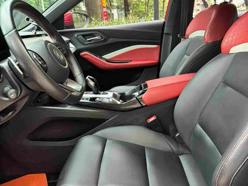 MG MG5 2021 2021 300TGI DCT Youth Luxury Premium Edition