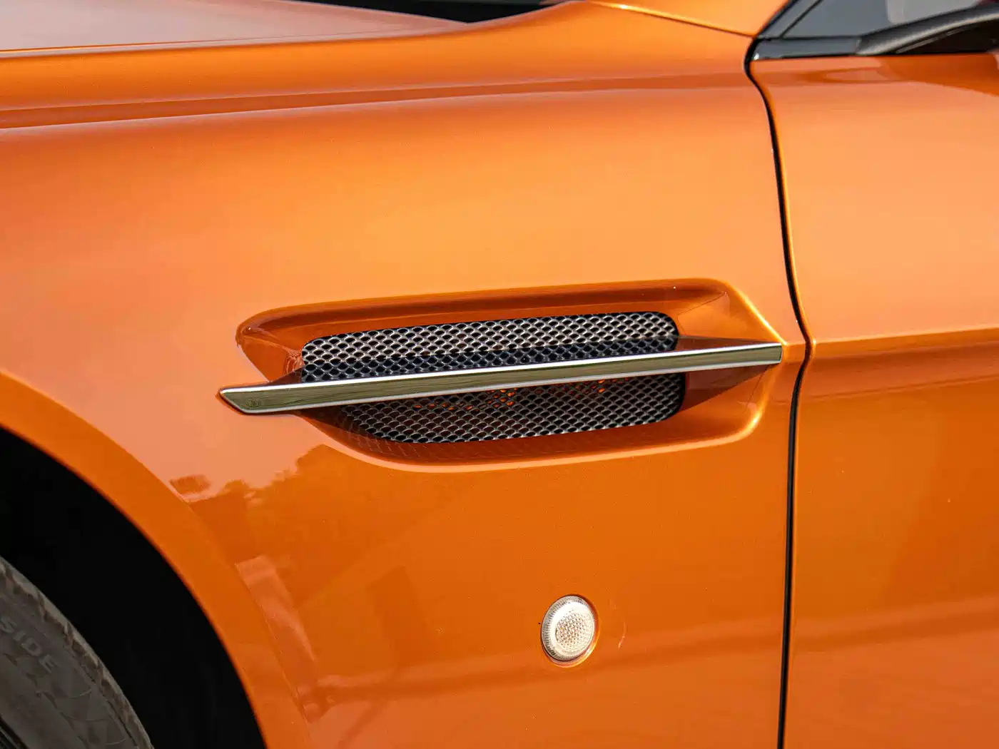 Aston Martin V8 Vantage 2020 2012 4.7L S Roadster