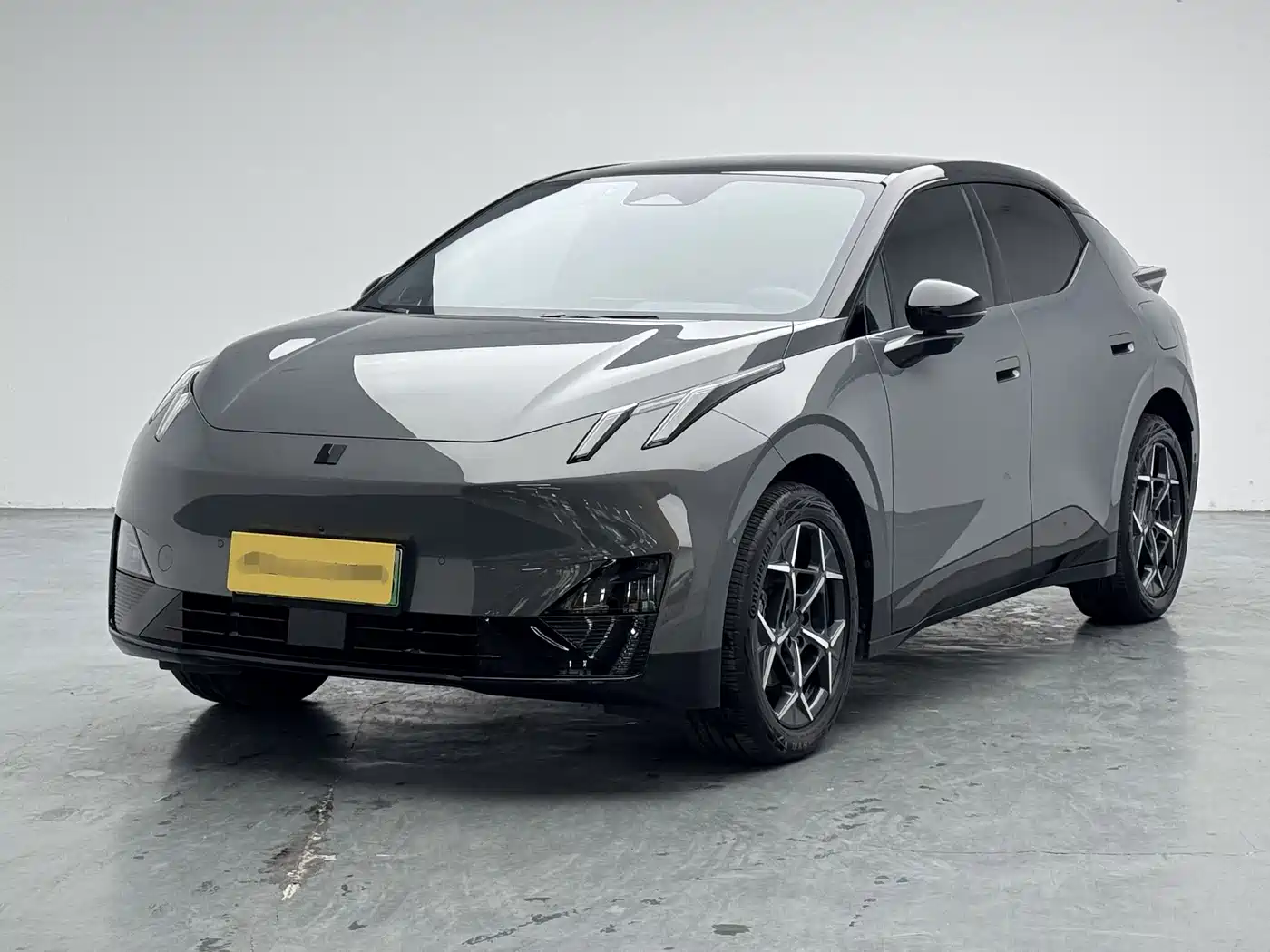 Lynk & Co Z20 2025