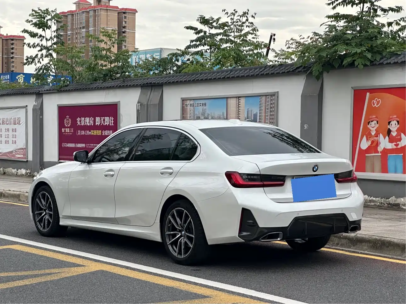BMW 3 Series 2023 320Li M Sport Package фото 9