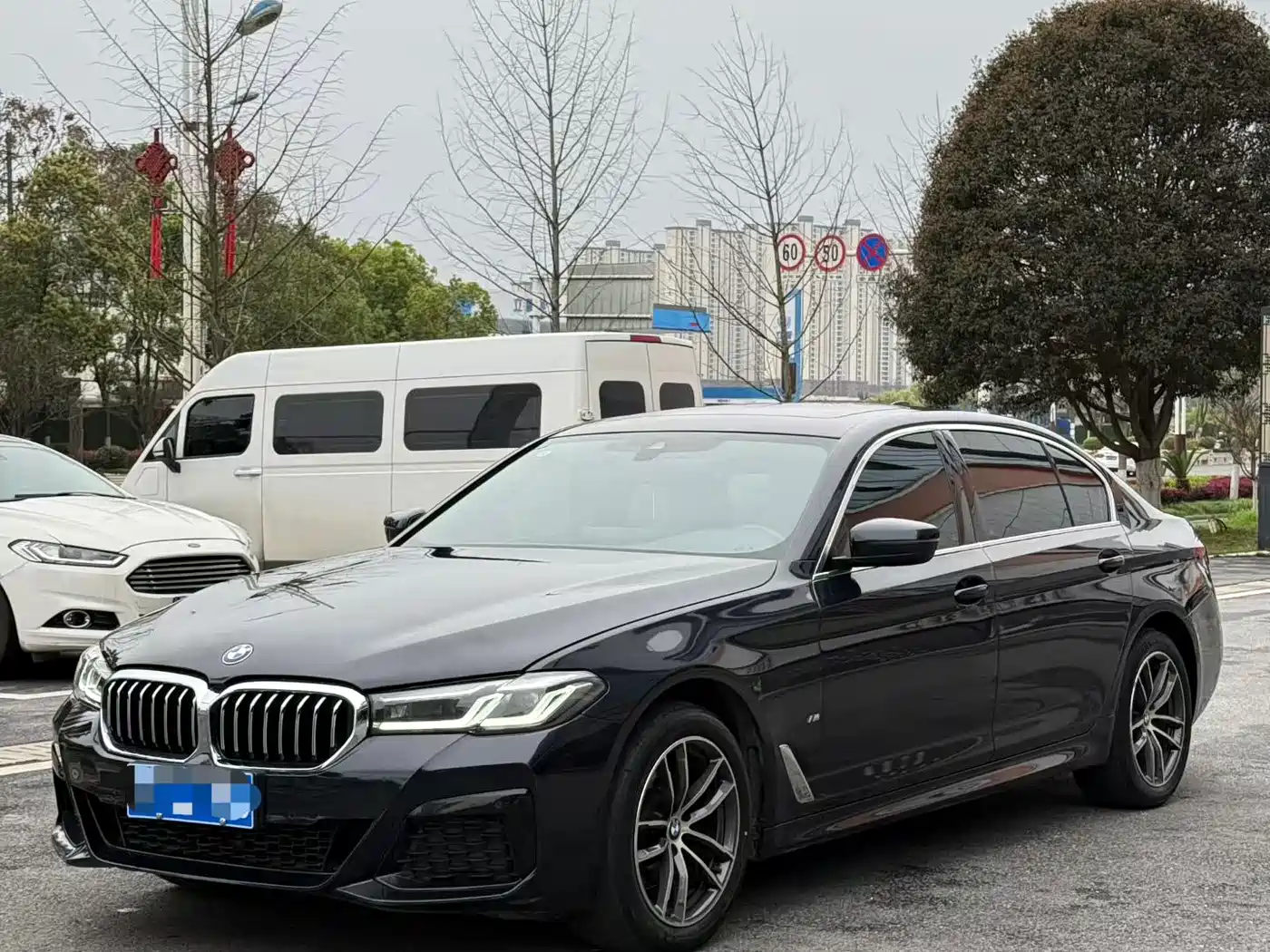 BMW 5 SERIES