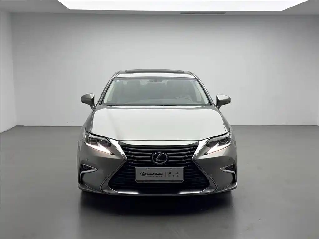 Lexus ES 2015 200 Elite Edition фото 2
