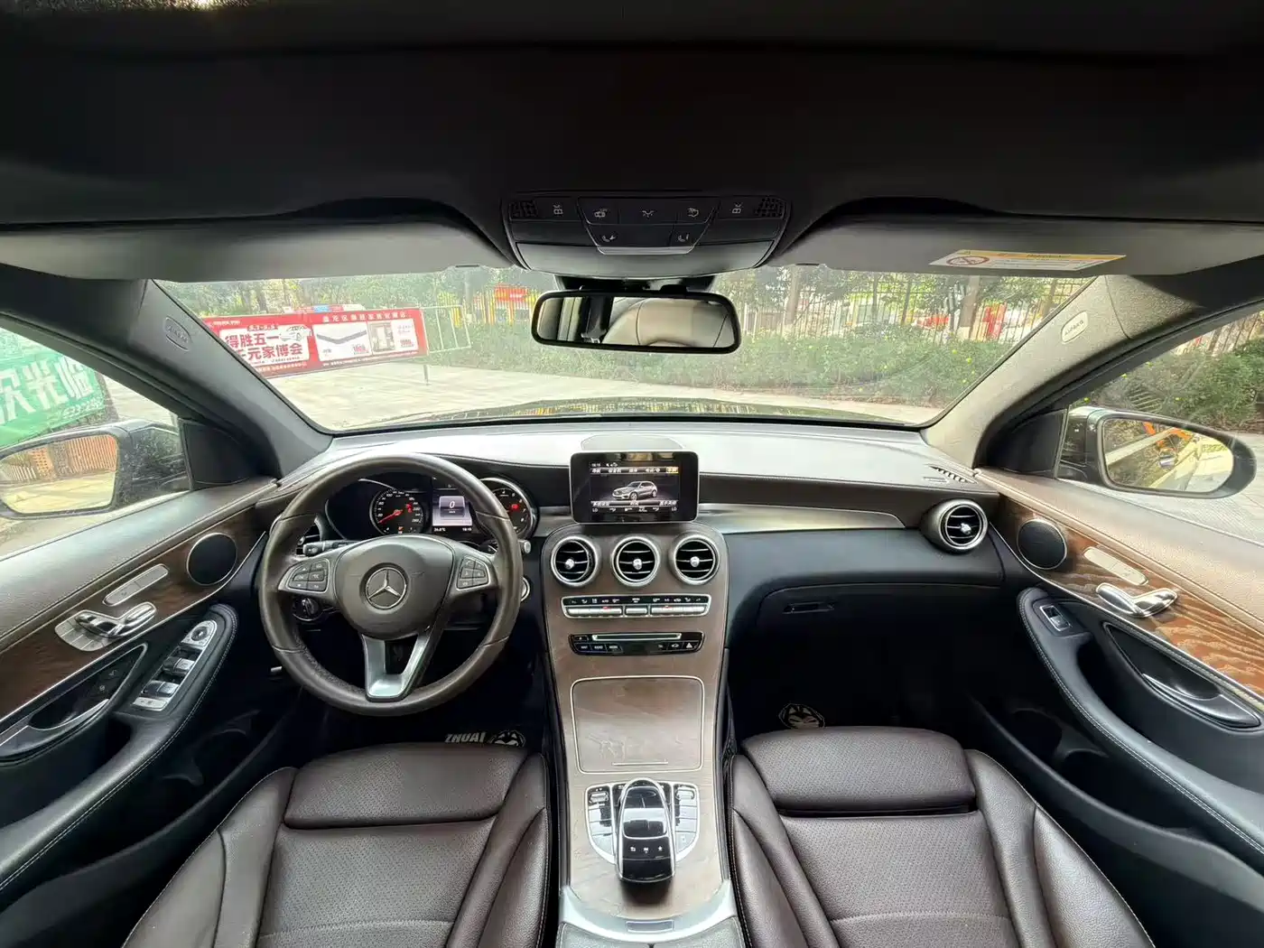 Mercedes-Benz GLC 2018 GLC 300 4MATIC Dynamic фото 14