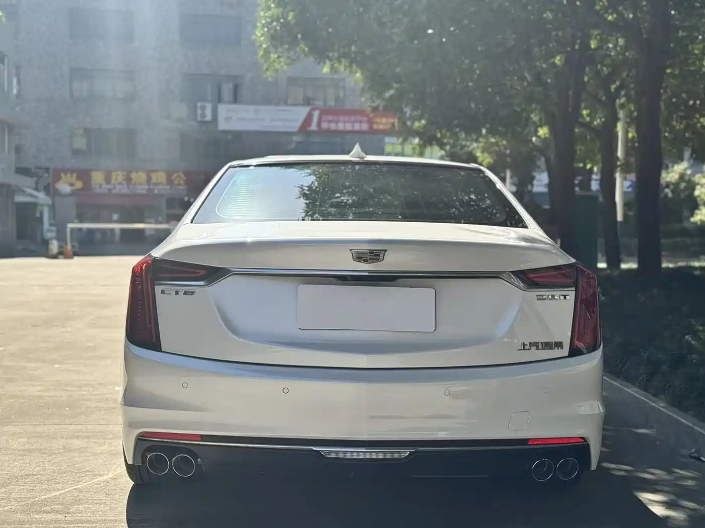 CADILLAC CT6