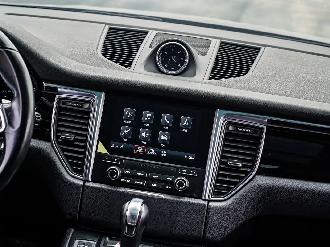 Porsche Macan 2017 Macan S 3.0T фото 21