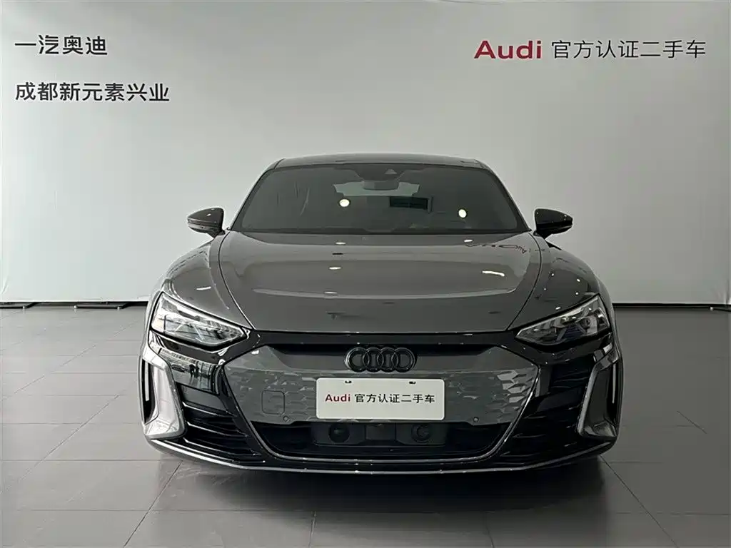 Audi e-tron GT 2023 Base Model фото 2