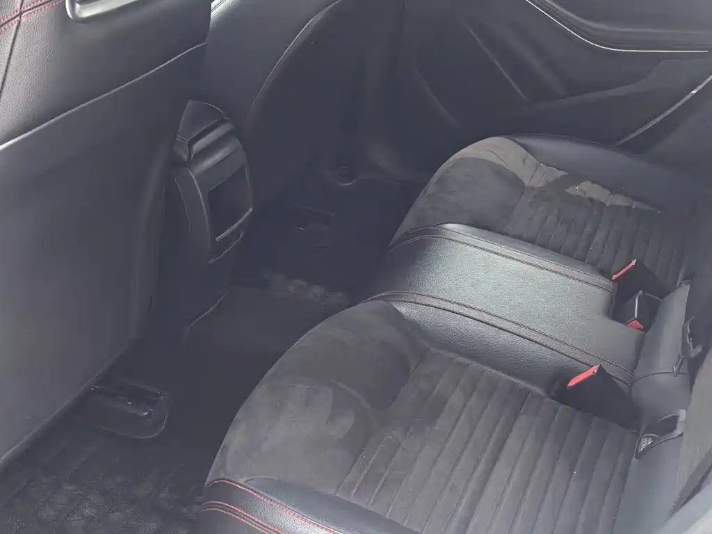 Mercedes-Benz CLA (Import) 2015 CLA 220 4MATIC фото 6