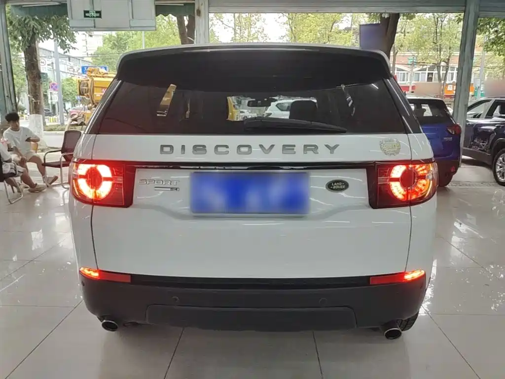 Land Rover Discovery Sport 2016 2.0T S фото 6