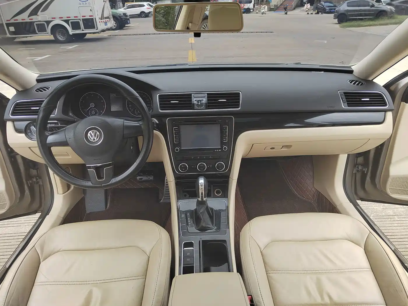 Photo 4 - Volkswagen Passat