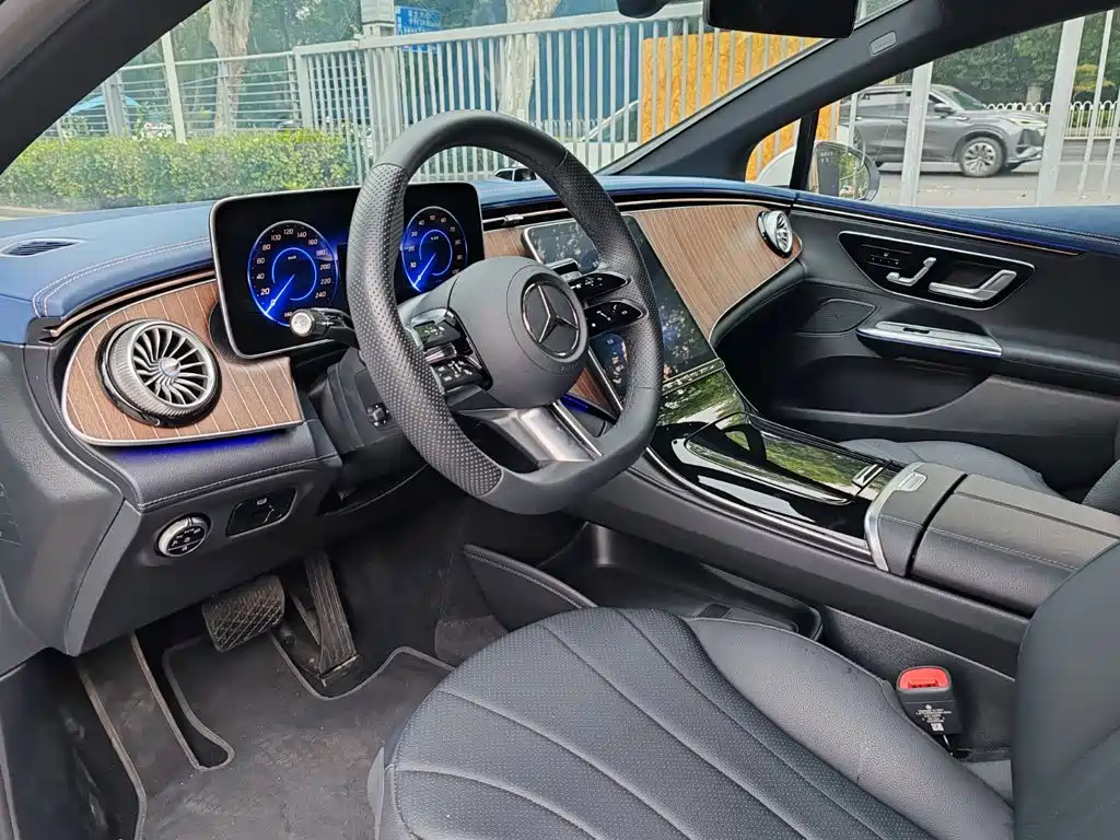 Mercedes-Benz EQE 2025 2025 500 4MATIC Pioneer