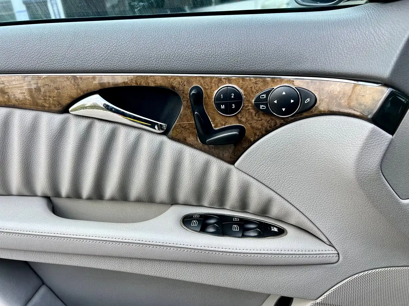 Mercedes-Benz E-Class 2008 E 230 Fashion фото 10