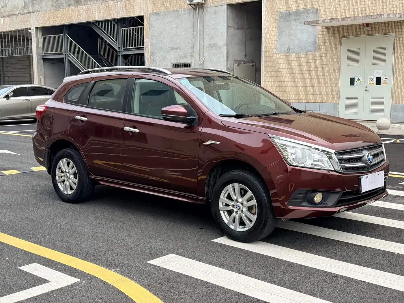 Venucia T70 2015 2015 2.0L CVT Ruixing Edition