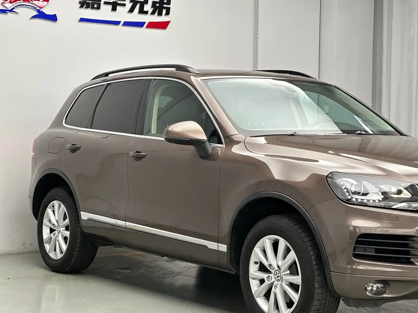 Volkswagen Touareg 2011 3.0TSI Premium фото 7
