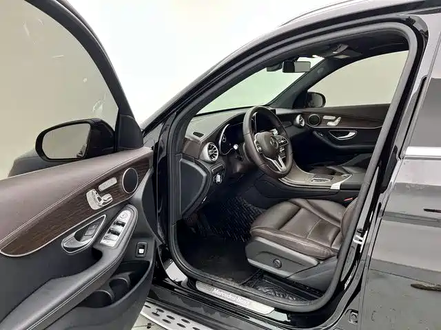 Mercedes-Benz GLC 2022 Facelift GLC 260 L 4MATIC Luxury Model фото 14