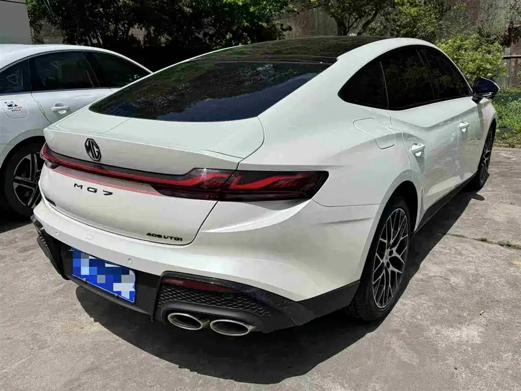 MG MG7