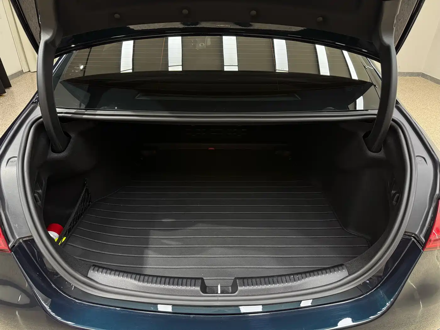 Mercedes-Benz C-Class 2023 C 200 L Sport фото 30