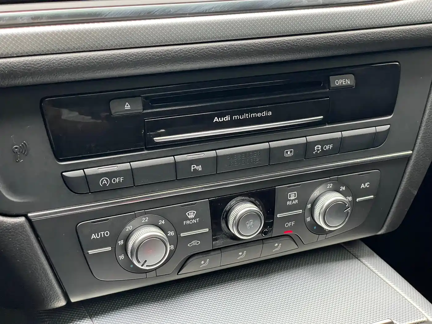 Audi A6L 2014 TFSI Standard фото 18
