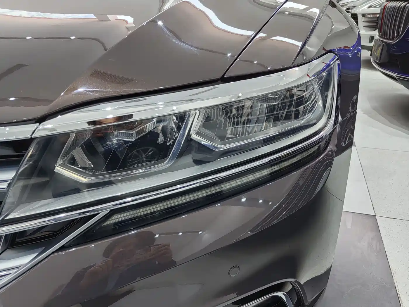 Volkswagen Phideon 2018 380TSI 2WD Business Edition фото 4