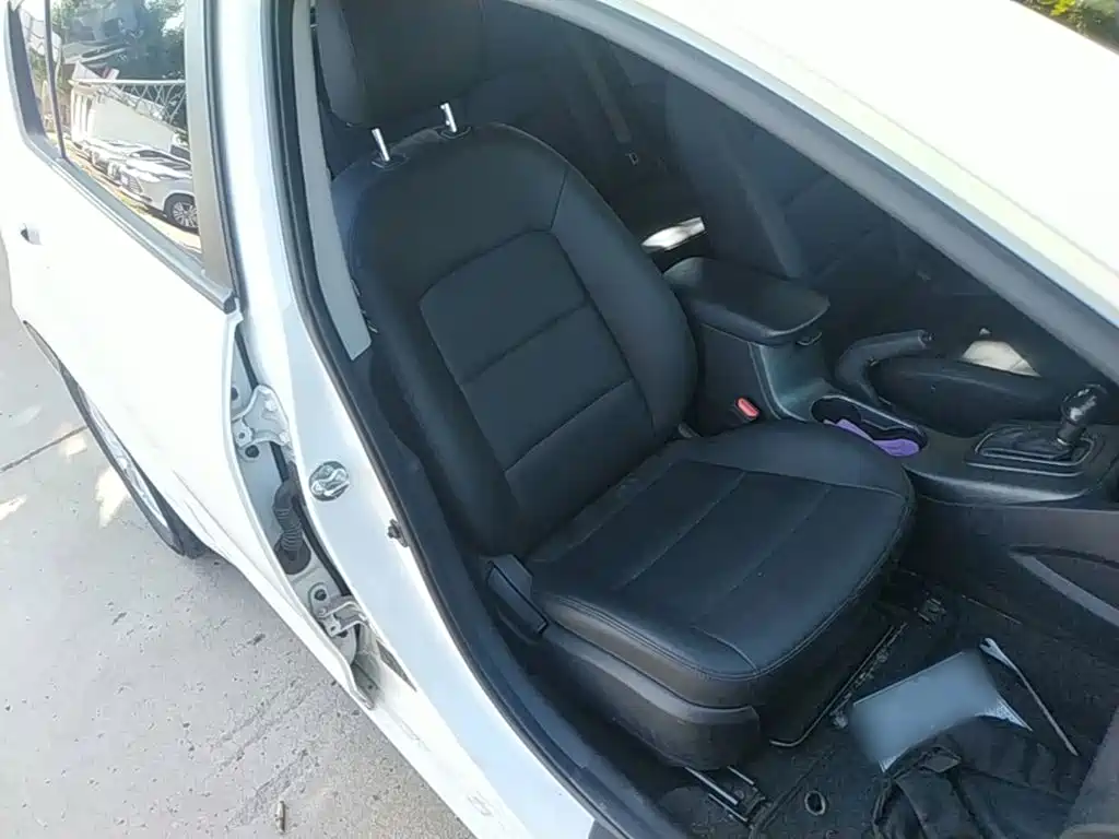 Kia K3S 2014 2014 1.6L Automatic GL